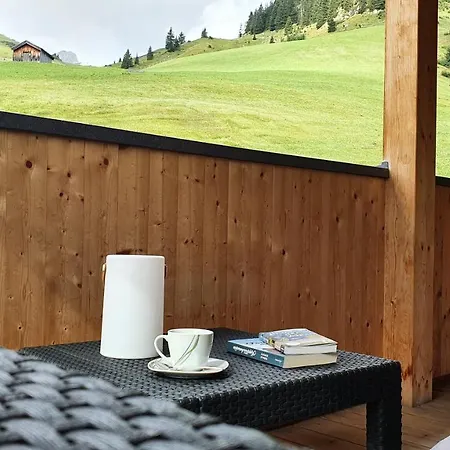 Апартаменты Bergzeit *
